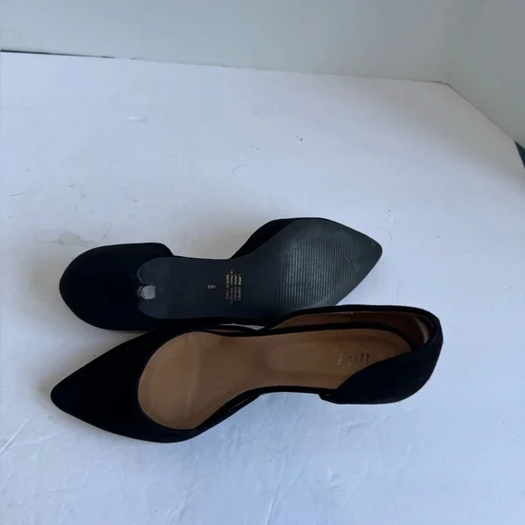 Black suede shoes are J.Jill Marlowe d'Orsay kitten heels.  Size 8 - Picture 11 of 12